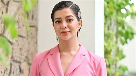 Sue Ramirez bio: Height, age, Instagram, tattoo, photos.